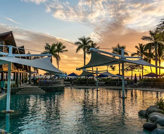 Radisson Marjan Island